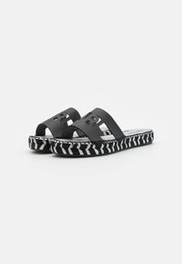 KARL LAGERFELD SOUK CUT OUT SLIDE - Mules - black