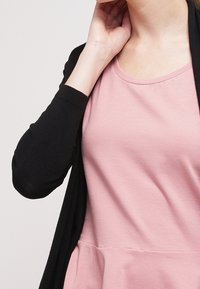 Zalando Essentials Kardigan