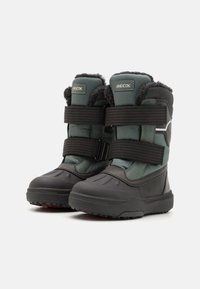 Geox BUNSHEE PG BOY ABX - Zimní obuv - dark green/black