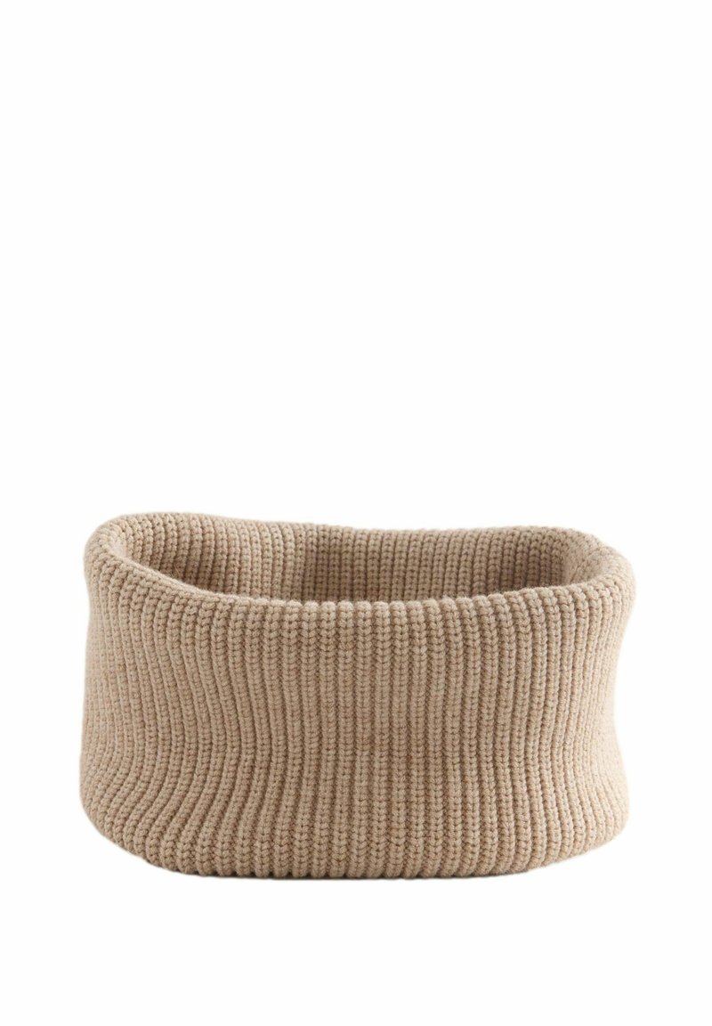 Panier de rangement en tissu tricoté beige, avec une texture côtelée large, un matériau doux et un bord supérieur arrondi pour un accès facile.