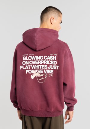 OVERPRICED FLAT WHITES WASHED - Hoodie - washed wine red
