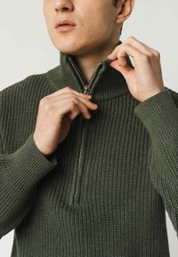 MELA TROYER UDAI - Trui - grün melange