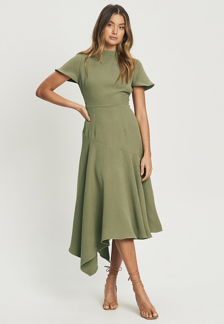 TUSSAH ZARIAH MIDI Robe de jour khaki/vert ZALANDO.FR