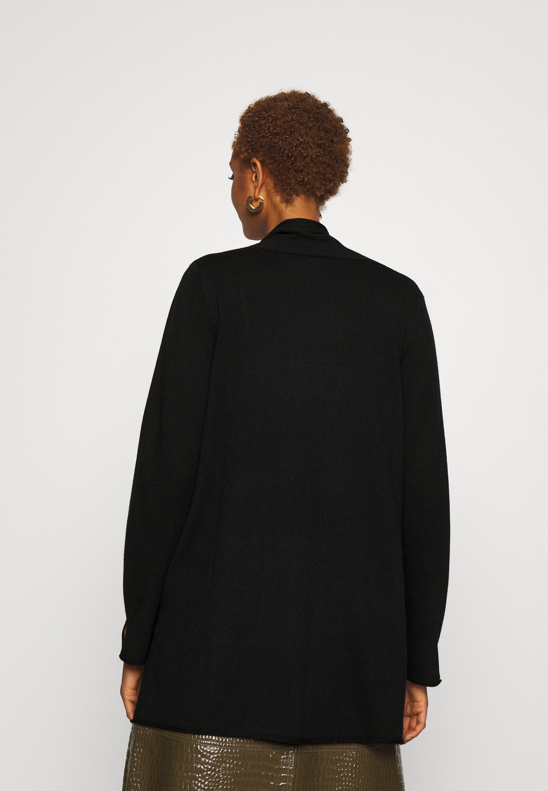 Damen CARDIGAN - Strickjacke Damen CARDIGAN - Strickjacke