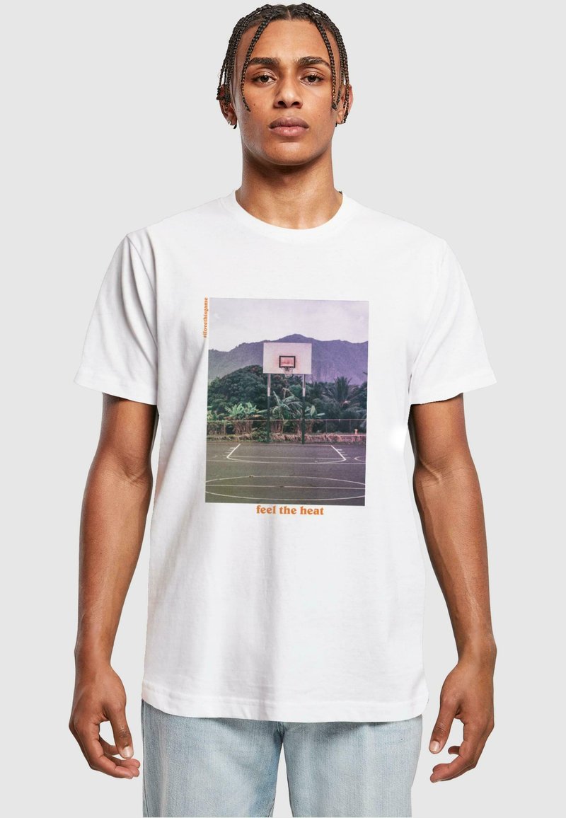 Mister Tee FEEL THE HEAT  ROUND NECK - Marškinėliai su spaudiniu - white