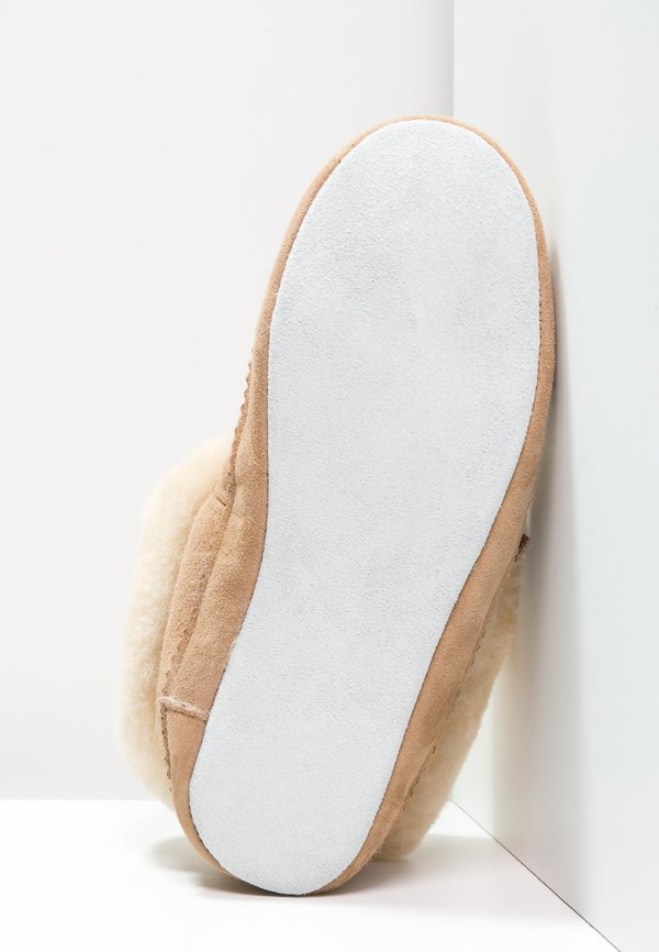 EMMY - Slippers - chestnut4