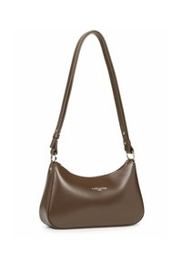 Borsa a spalla in ecopelle marrone con silhouette curvata, tracolla regolabile, hardware in argento e logo embossato sul davanti.
