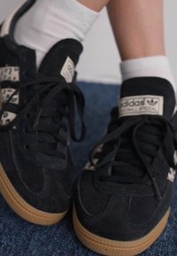 Thumbnail Image 2