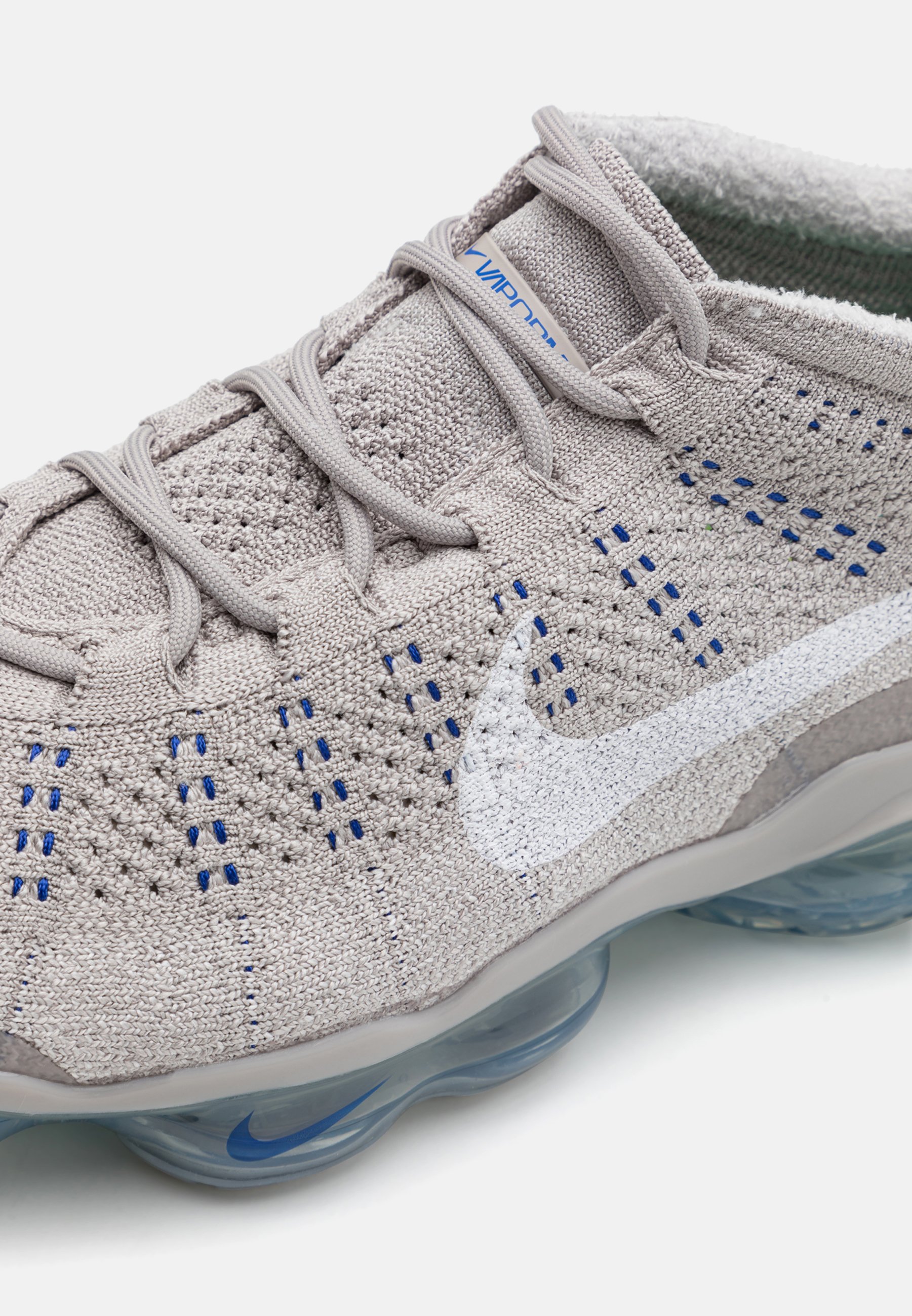 nike vapormax flyknit grey and blue