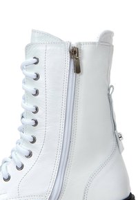 Derimod Stivaletti con plateau - white