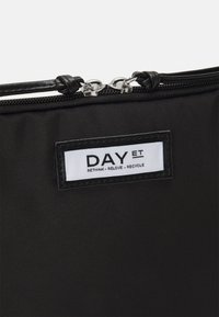 DAY ET GWENETH FOLDER - Laptoptas - black