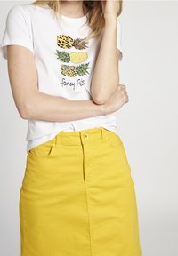 More & More Jupe en jean - yellow