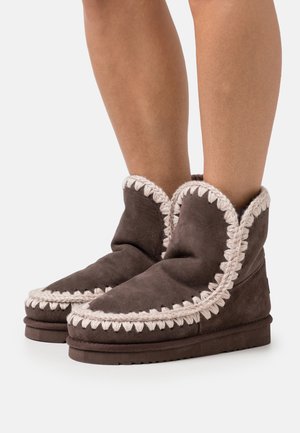 Classic ankle boots - mocha