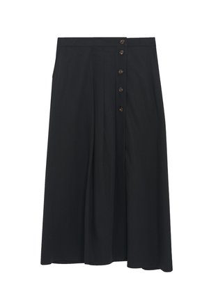 Zwarte midi-rok van zacht materiaal, met een knoopsluiting aan de voorkant, geplooide design en een lichte A-lijn vorm. Gladde textuur zonder patroon.
