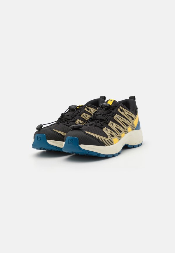 XA PRO V8 UNISEX – Hikingschuh