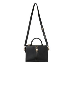 Zwarte leren handtas met een gestructureerd ontwerp. Voorzien van een handvat aan de bovenkant, een verstelbare schouderriem en gouden hardwareaccenten.