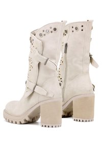 Queen Helena Botas camperas - beige