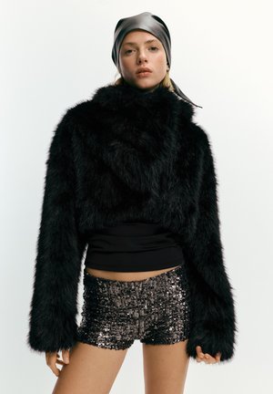 PULL&BEAR Jachetă de iarnă - black