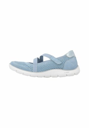 Baskets Mary Jane en mesh respirant bleu clair avec semelle blanche flexible et bride réglable sur le dessus.