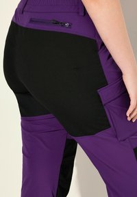 Ulla Popken HYPRAR MULTIFUNCTIONAL DURABLE INSET TREKKING - Housut - dark plum