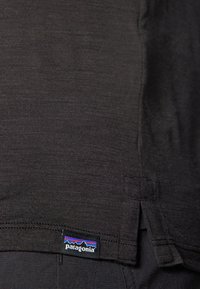 Thumbnail Image 6
