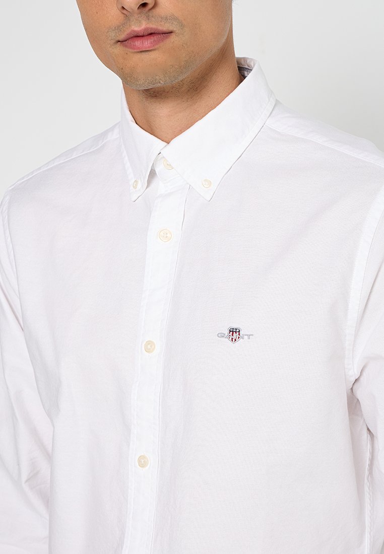 SLIM FIT OXFORD