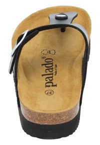 Sort tanga sandal med en tekstureret kork fodseng og en tan suede indersål. Justerbar sort rem med en sølvspænde detalje.