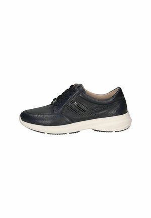 Mørkeblå lædersneaker med perforeret design, polstret krave og hvid gummisål. Har snørebånd og tekstureret overflade på siderne.