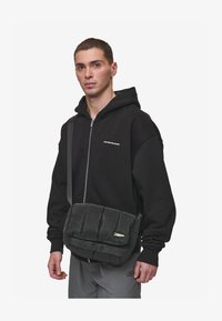 Δεν επιλέχθηκε, black