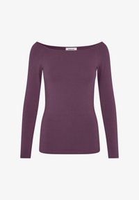 Unselected, winter bloom