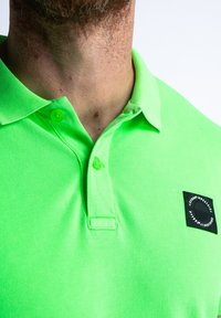 Petrol Industries Polotričko - green gecko