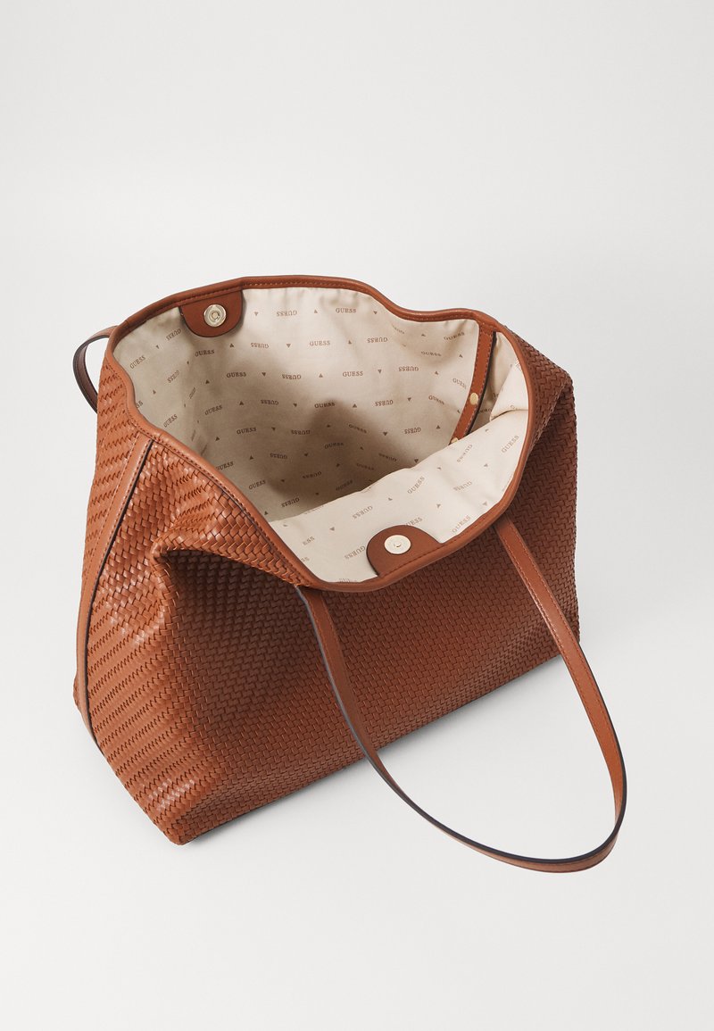 Guess Vikky GUESS Shopper Vikky Tote Cognac Bolsos Guess