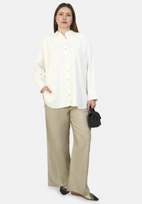 Modanisa Camicia - white