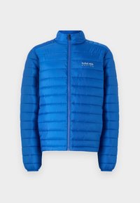 Blaue, gepolsterte Jacke mit horizontalem Steppmuster, hohem Kragen und durchgehendem Reißverschluss. Mit "Red Bull Racing"-Logo auf der Brust.