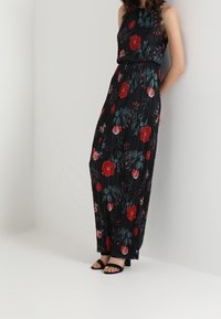 VILA Maxiklänning - black