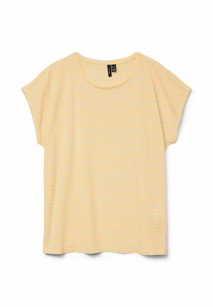 Geel-wit gestreept T-shirt met korte mouwen en een ronde hals, platliggend weergegeven op een witte achtergrond.