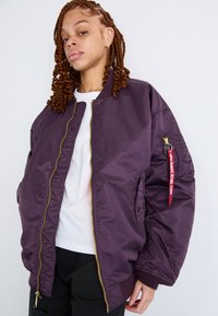 Alpha Industries CORE - Bombera - plum