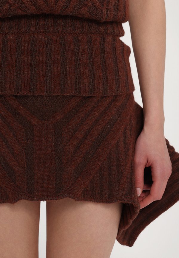WARRIOR MINI SKIRT - Mini skirt - chesnut4