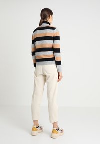 Selected Femme Stickad tröja - mottled light grey