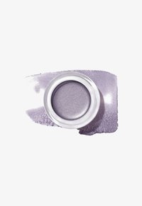 Cremiger Lavendel-Lidschatten in einem klaren runden Behälter auf einem sanften Lavendel-Puderstrich. Geschmeidige Textur mit schimmerndem Finish.