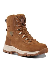 Stivale in suede marrone con colletto foderato in pelliccia, occhielli in metallo e lacci marroni. Presenta una suola in gomma texturizzata e una placca con logo sul lato.