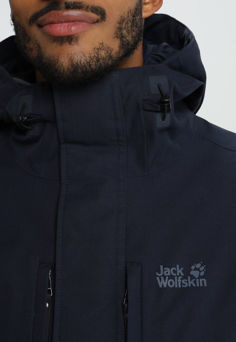 jack wolfskin jacket uk