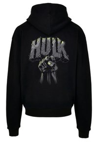 Felpa nera con cappuccio che presenta una grande grafica di un pugno alzato e la parola "HULK" in lettere grasse e stilizzate con accenti grigi e verdi.