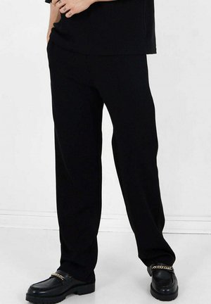 WAFFLE - Broek - black