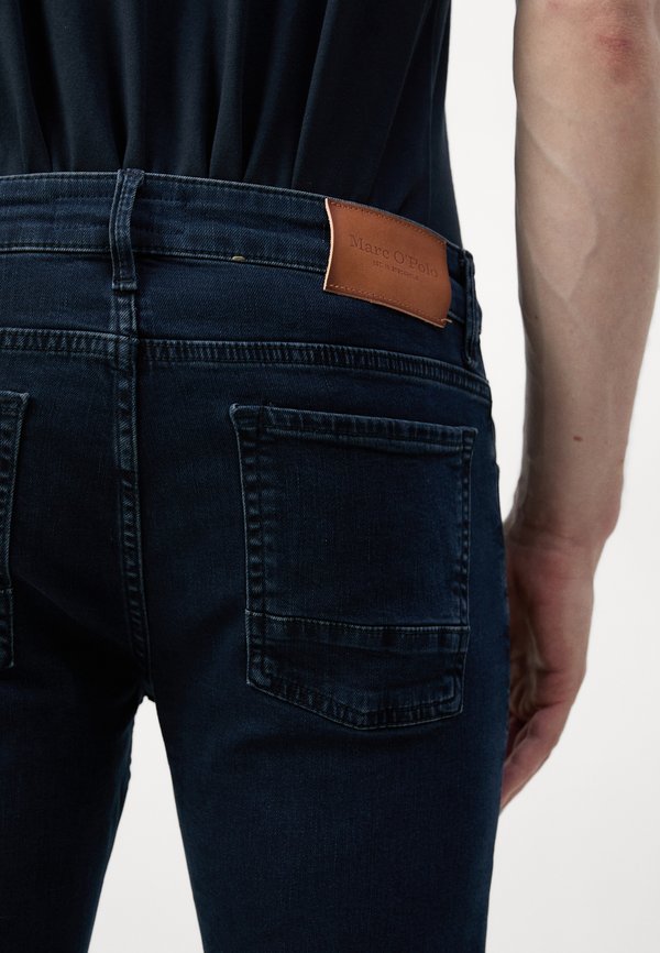 SHAPED FIT SHAPED LEG LOW WAIST CROTCH REGULAR LENGTH ZIP FLY - Straight leg jeans4