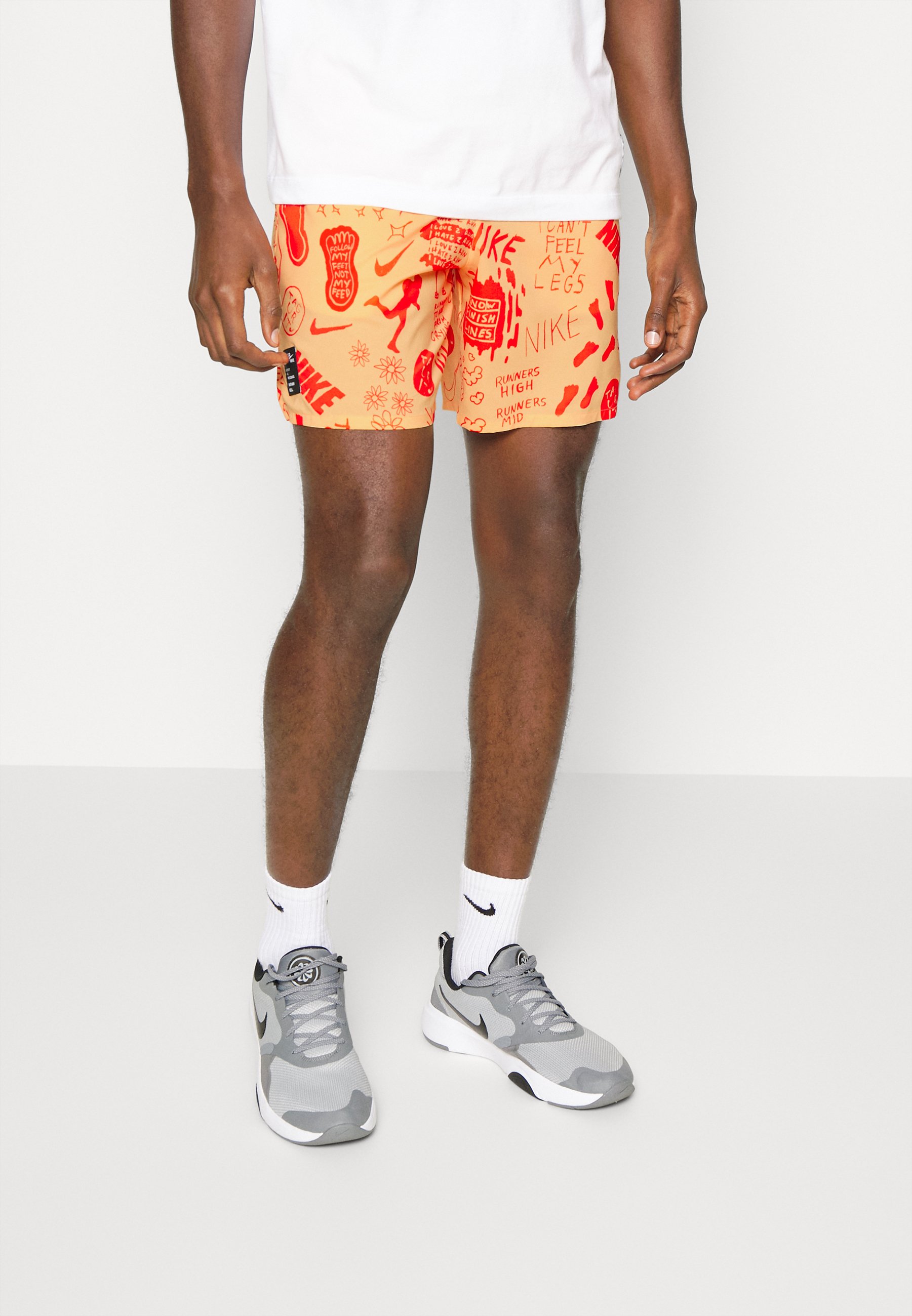 Nike Performance Pantaloncini sportivi - orange chalk/silver/arancione -  Zalando.it