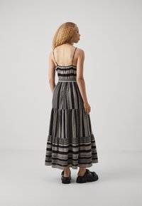 Vero Moda VMDICTHE SINGLET DRESS - Robe longue - black/birch