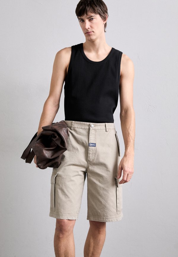 PERFECT - Shorts - beige4