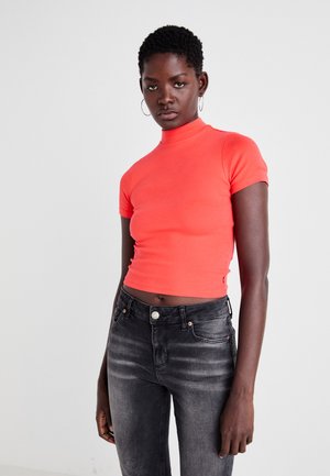 Levi's® EFFORTLESS TEE - T-shirts basic - poppy red