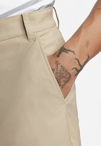 Nike Golf DRI-FIT VICTORY - Bukse - khaki/black